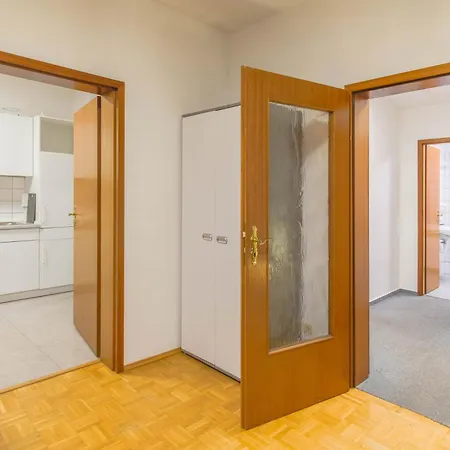 Appartamento A Place To - Single Beds, Tv *