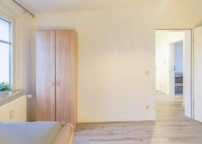 A Place To - Single Beds, Tv Apartment